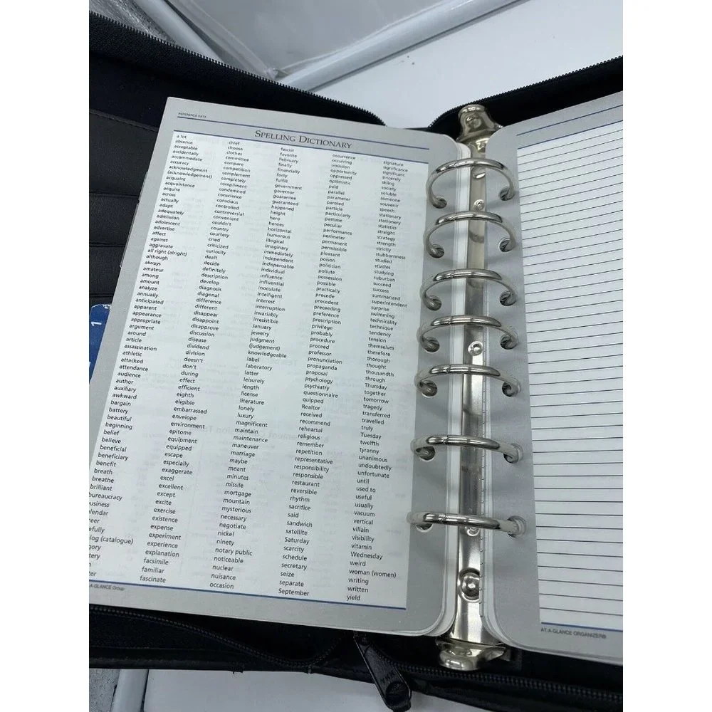 At A Glance Planner Organizer Black Faux Leather 7 Rings 8.5x10.25x2, 008725